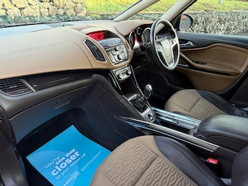 Used Vauxhall Zafira Tourer 2015 for sale - 76949419: Photo