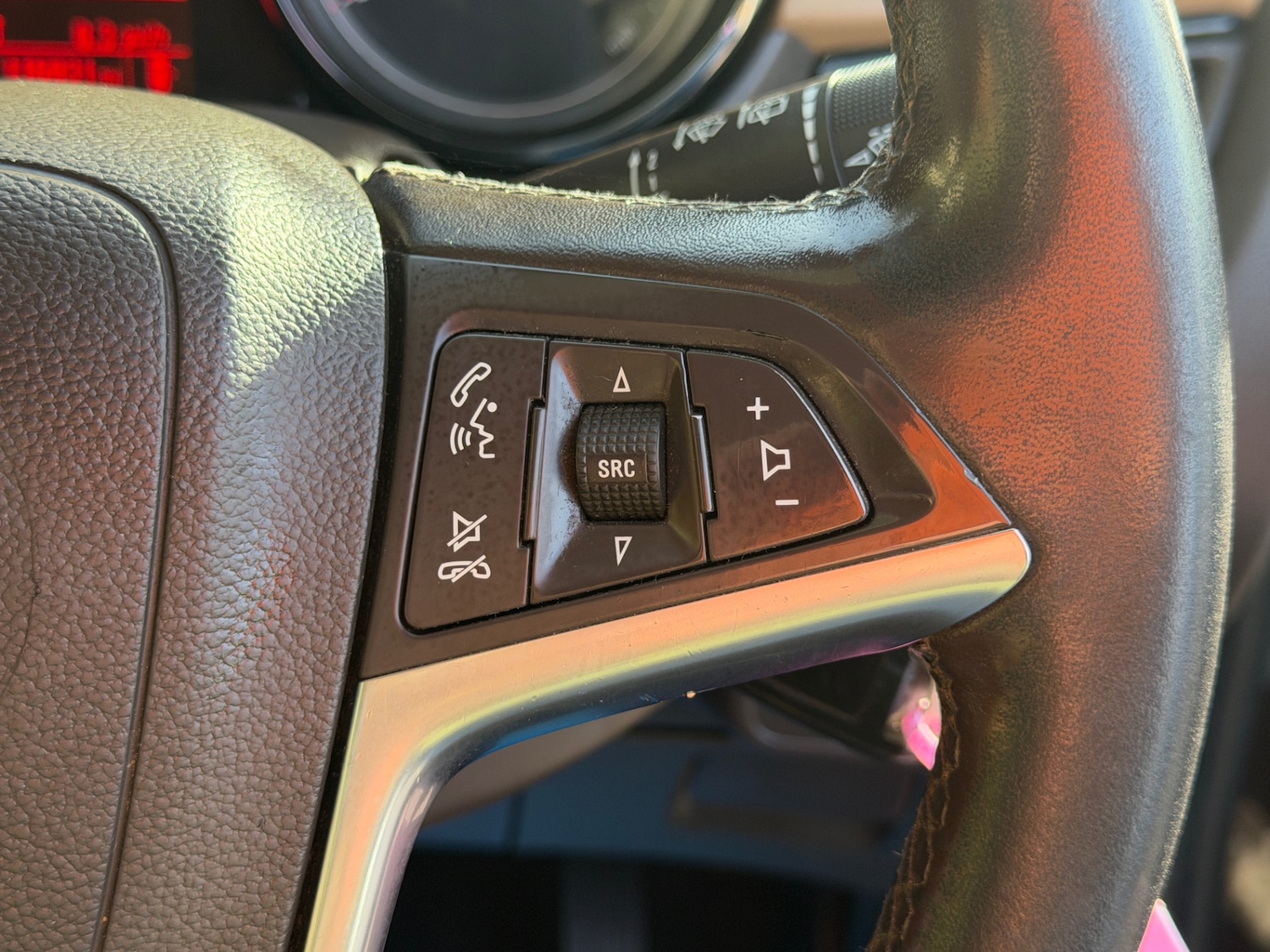 Used Vauxhall Zafira Tourer 2015 for sale - 76949419: Photo 37