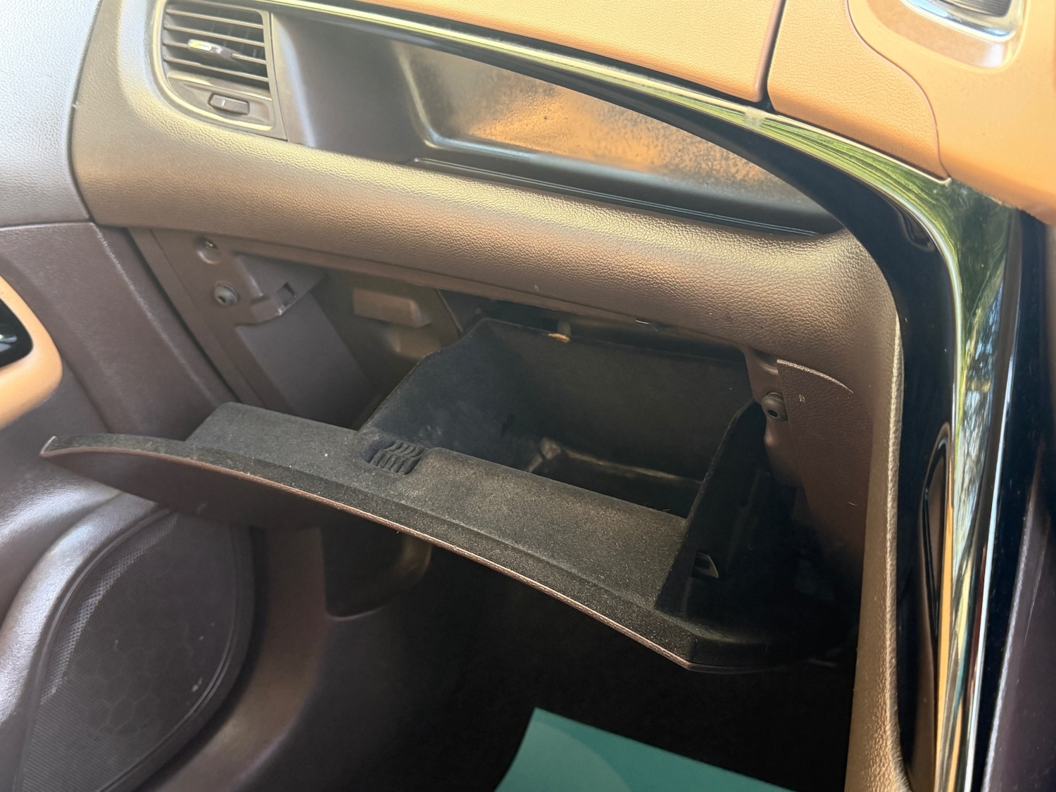 Used Vauxhall Zafira Tourer 2015 for sale - 76949419: Photo 41