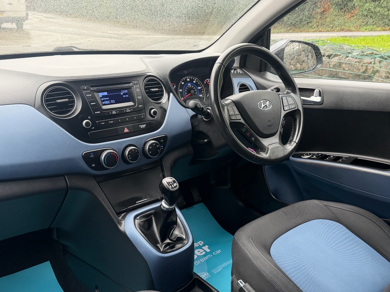 Used Hyundai i10 2014 for sale - 76950925: Photo 28