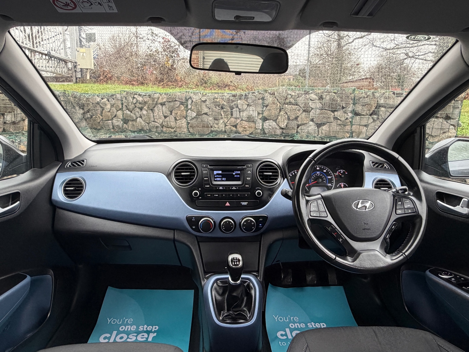 Used Hyundai i10 2014 for sale - 76950925: Photo 4