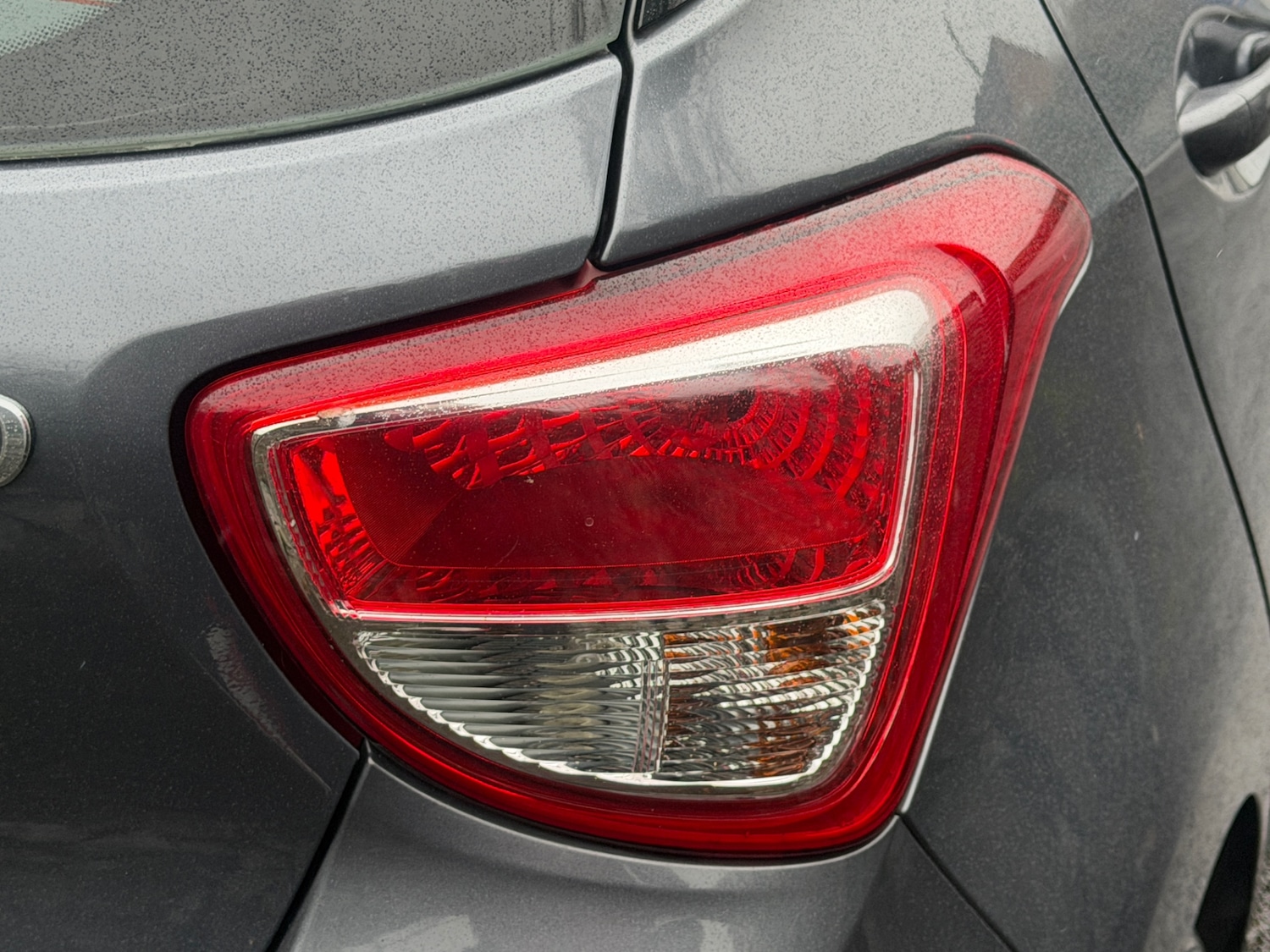 Used Hyundai i10 2014 for sale - 76950925: Photo 43