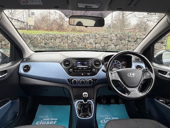 Used Hyundai i10 2014 for sale - 76950925: Photo