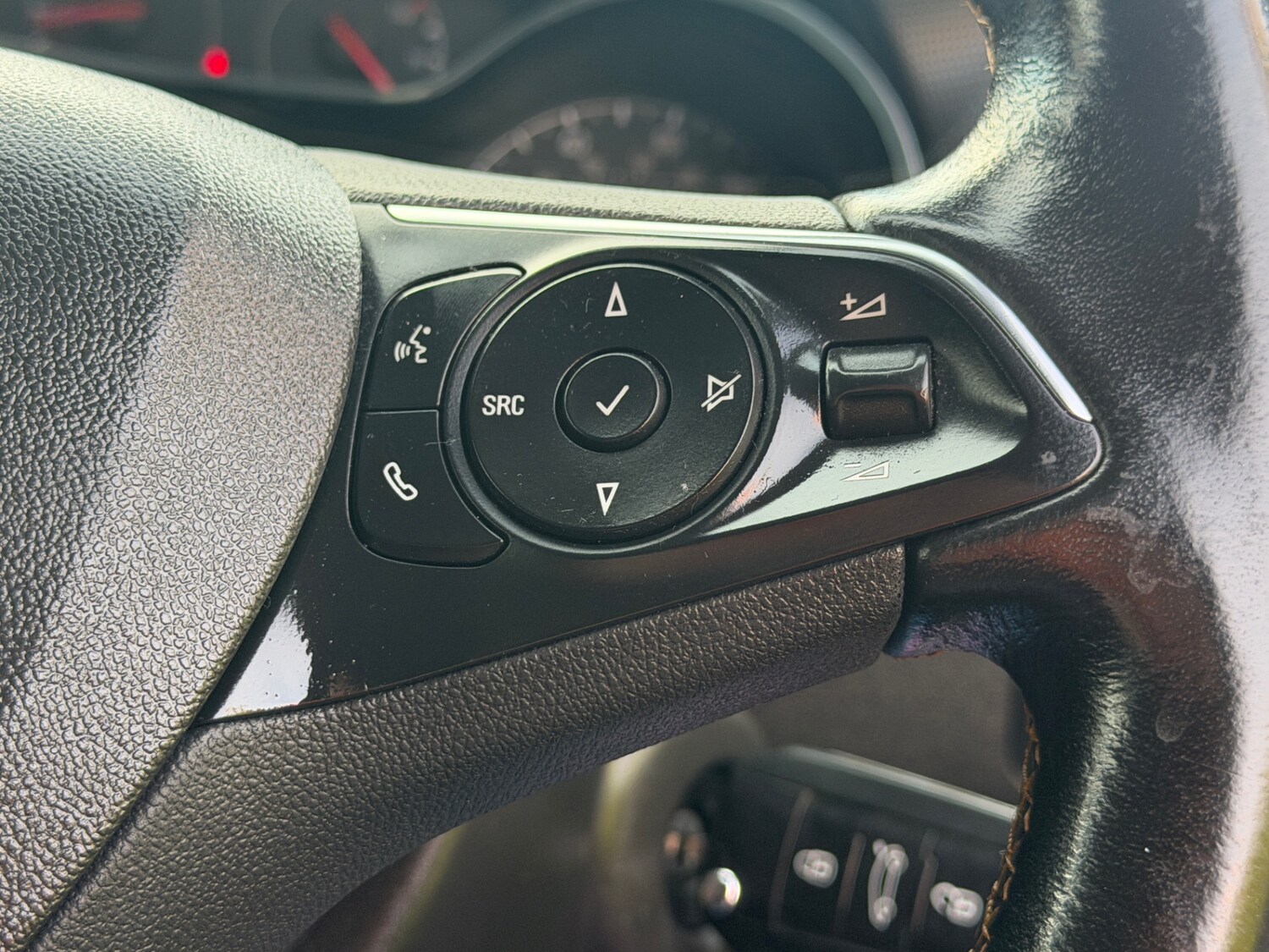 Used Vauxhall Crossland X 2018 for sale - 77158721: Photo 40