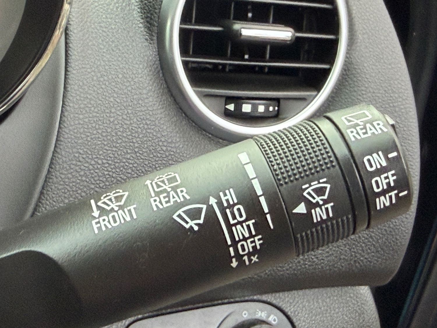 Used Vauxhall Meriva 2015 for sale - 76909031: Photo 36