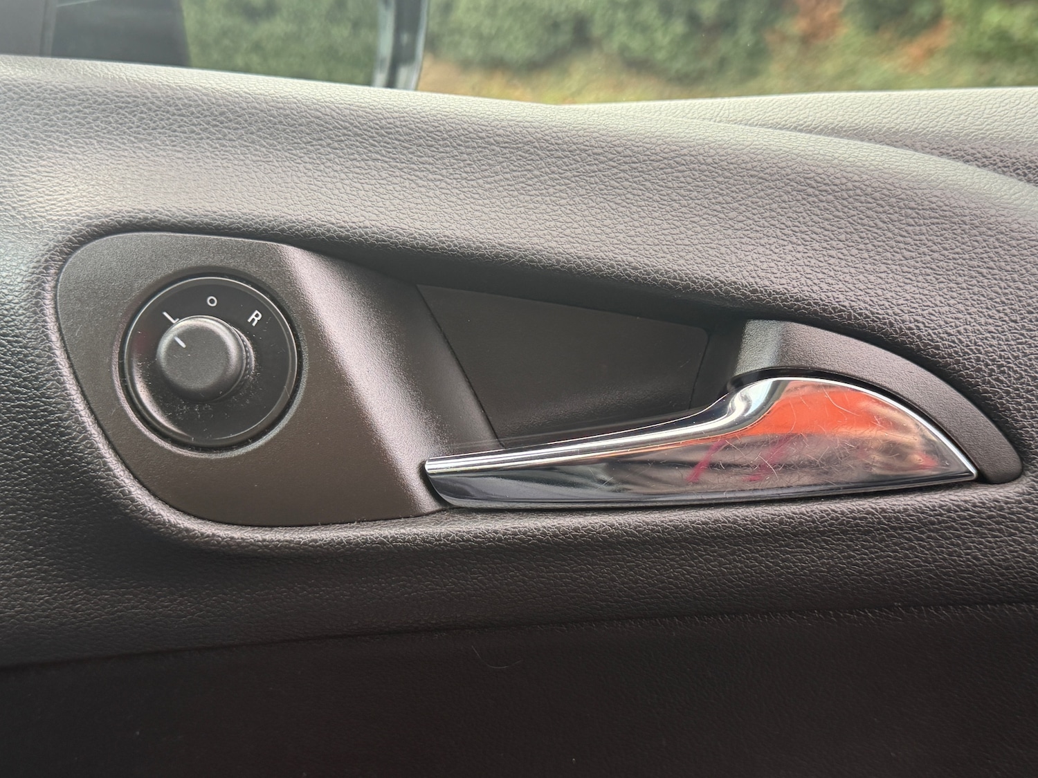 Used Vauxhall Meriva 2015 for sale - 76909031: Photo 40