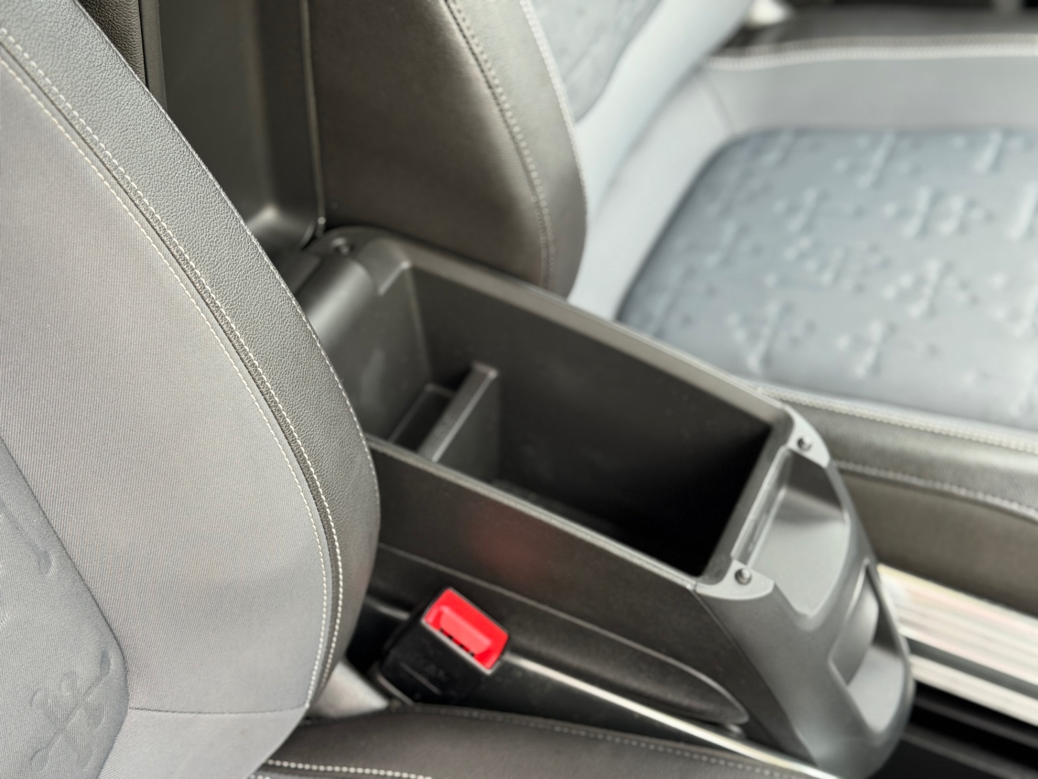 Used Vauxhall Meriva 2015 for sale - 76909031: Photo 44