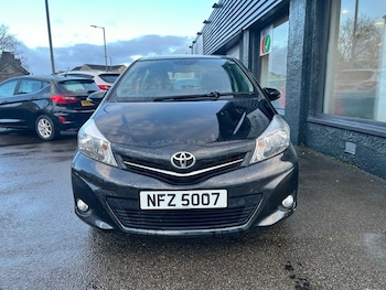 Used Toyota Yaris 2013 for sale - 76923548: Photo