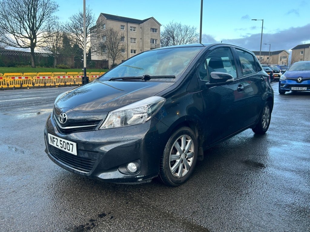 Used Toyota Yaris 2013 for sale - 76923548: Photo 3