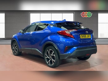 Used Toyota C-HR 2018 for sale - 79574336: Photo