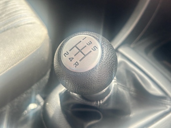 Used Suzuki Swift 2014 for sale - 75585141: Photo 8