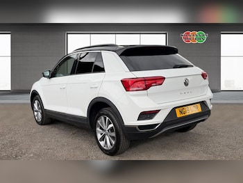 Used Volkswagen T-Roc 2019 for sale - 78989850: Photo