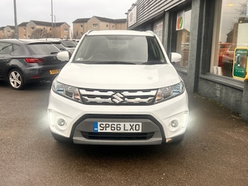 Used Suzuki Vitara 2016 for sale - 76923929: Photo