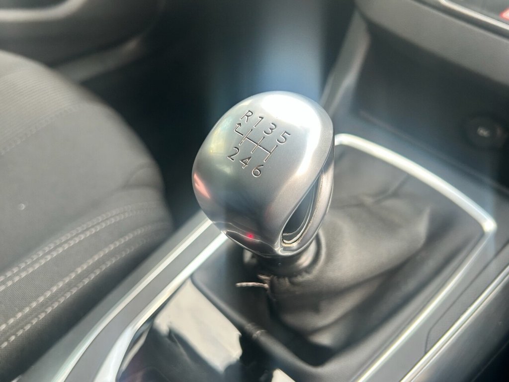 Used Peugeot 308 2014 for sale - 76481763: Photo 14