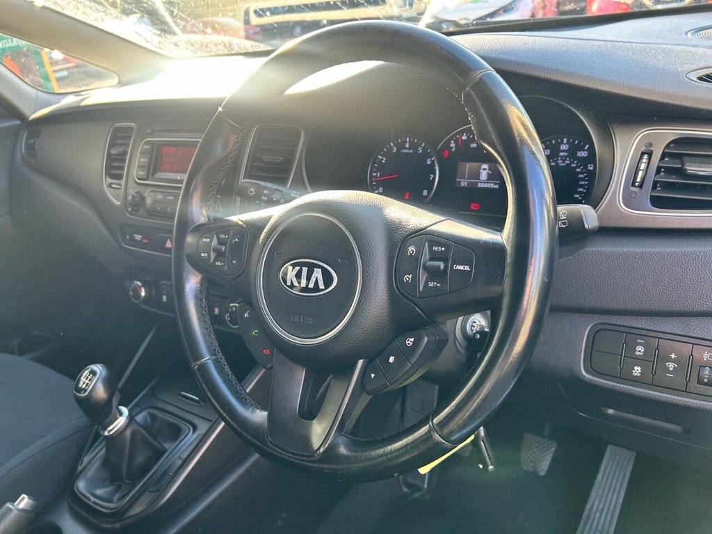 Used Kia Carens 2014 for sale - 76068477: Photo 11