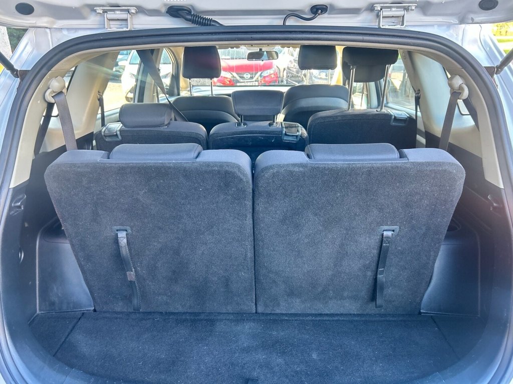 Used Kia Carens 2014 for sale - 76068477: Photo 4