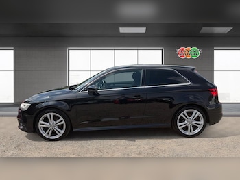 Used Audi A3 2017 for sale - 79032520: Photo
