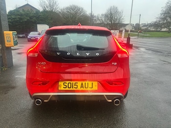 Used Volvo V40 2015 for sale - 76481796: Photo