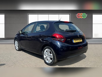 Used Peugeot 208 2019 for sale - 79288493: Photo