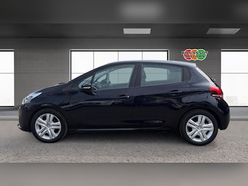 Used Peugeot 208 2019 for sale - 79288493: Photo