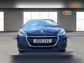Used Peugeot 208 2015 for sale - 79275643: Photo