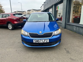 Used Skoda Fabia 2018 for sale - 76312944: Photo 2