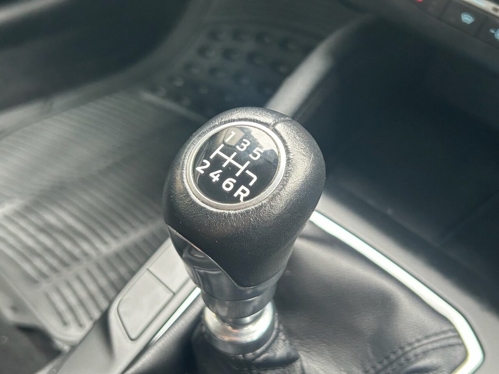 Used Ford Focus 2019 for sale - 75685254: Photo 14