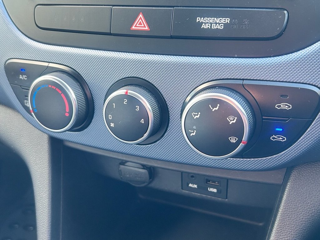 Used Hyundai i10 2014 for sale - 76048324: Photo 13