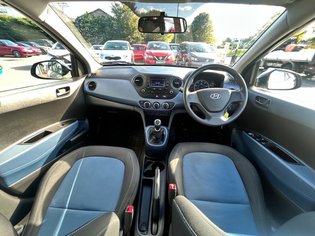Used Hyundai i10 2014 for sale - 76048324: Photo 6