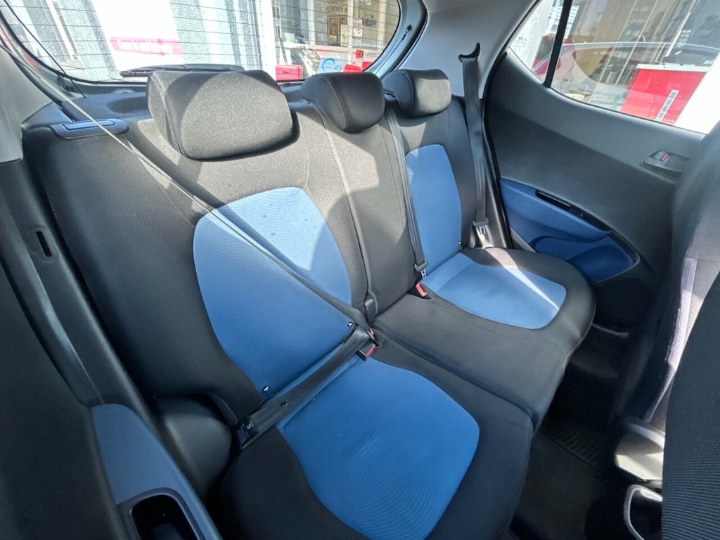 Used Hyundai i10 2014 for sale - 76048324: Photo 7