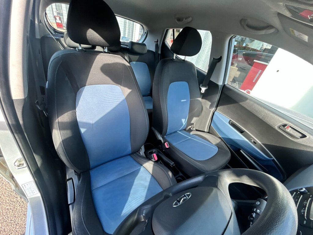 Used Hyundai i10 2014 for sale - 76048324: Photo 8