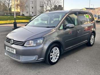 Used Volkswagen Touran 2011 for sale - 74130873: Photo