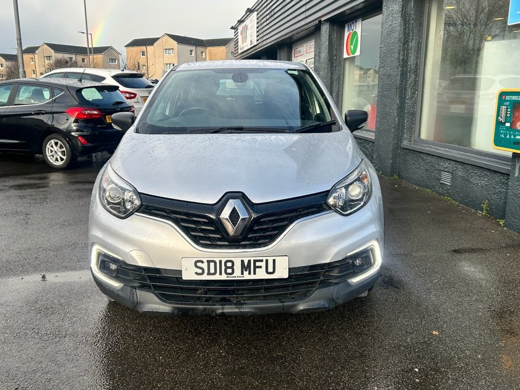 Used Renault Captur 2018 for sale - 76910471: Photo 2