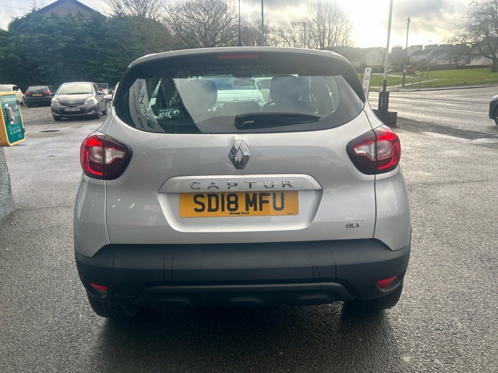 Used Renault Captur 2018 for sale - 76910471: Photo 5