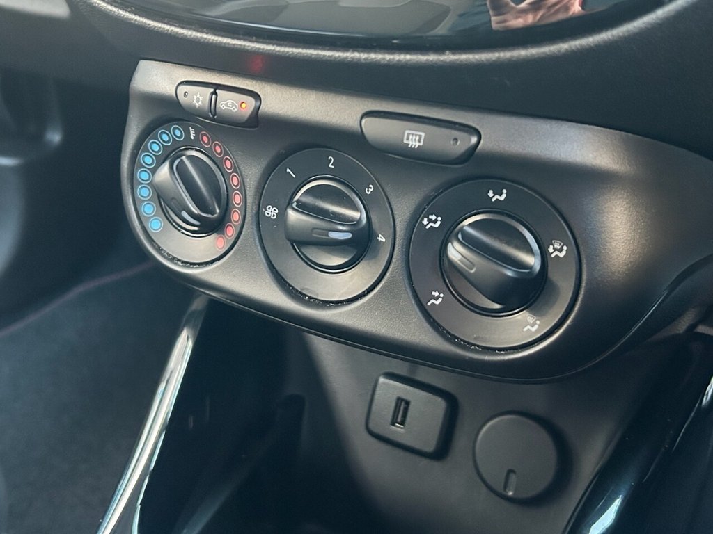 Used Vauxhall ADAM 2018 for sale - 76570610: Photo 10