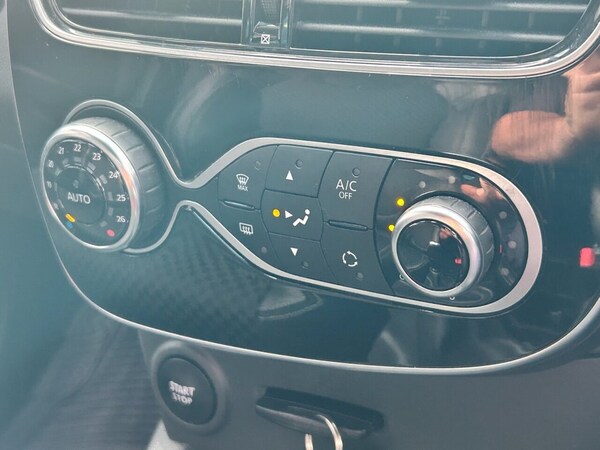 Used Renault Clio 2018 for sale - 75585133: Photo 15