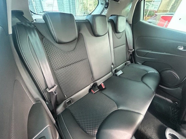 Used Renault Clio 2018 for sale - 75585133: Photo 9