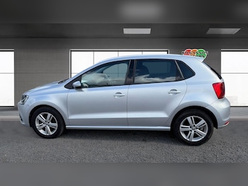 Used Volkswagen Polo 2017 for sale - 78989829: Photo