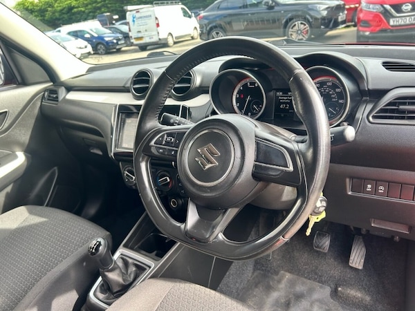 Used Suzuki Swift 2020 for sale - 75715996: Photo 5