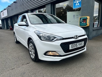 Used Hyundai i20 2015 for sale - 75559908: Photo