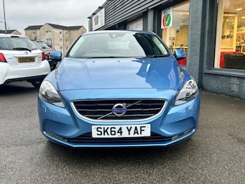 Used Volvo V40 2014 for sale - 76481794: Photo