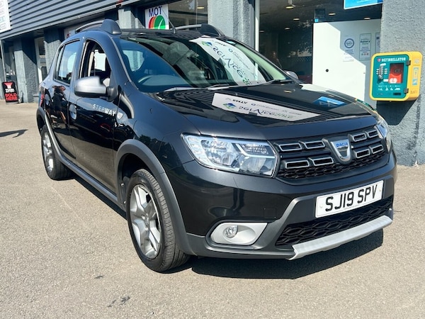 Used Dacia Sandero Stepway 2019 for sale - 75585143: Photo 1