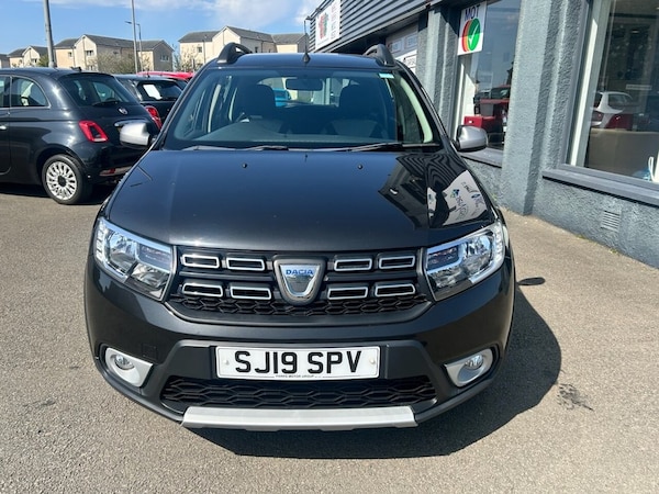 Used Dacia Sandero Stepway 2019 for sale - 75585143: Photo 3