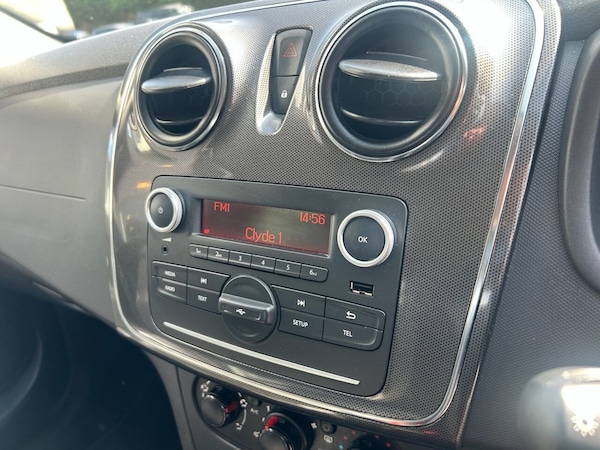 Used Dacia Sandero Stepway 2019 for sale - 75585143: Photo 9