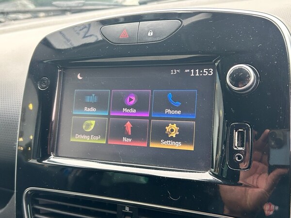 Used Renault Clio 2018 for sale - 76312942: Photo 20