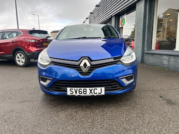 Used Renault Clio 2018 for sale - 76312942: Photo 3