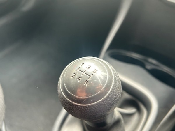Used Peugeot 108 2017 for sale - 75335733: Photo 15