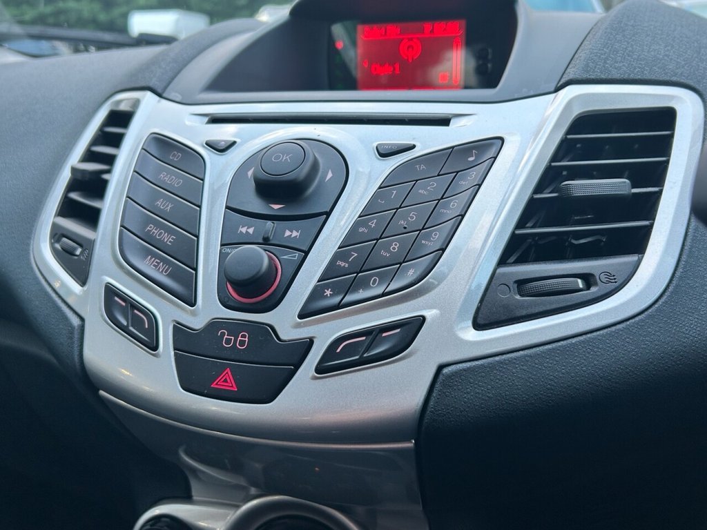 Used Ford Fiesta 2011 for sale - 76739903: Photo 12