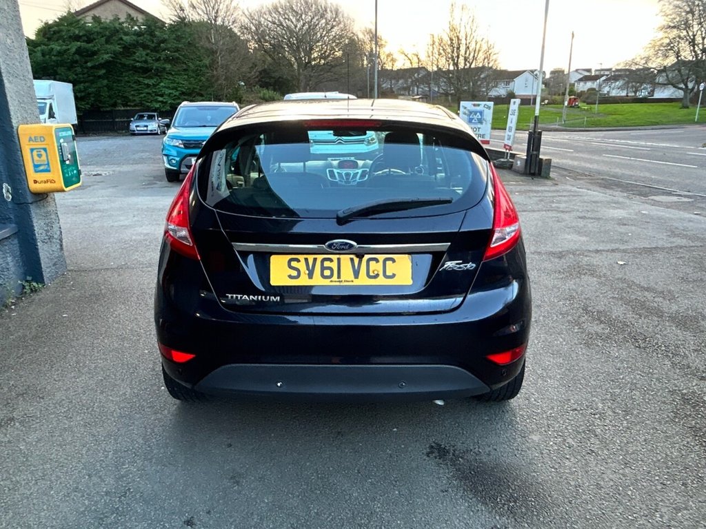 Used Ford Fiesta 2011 for sale - 76739903: Photo 4