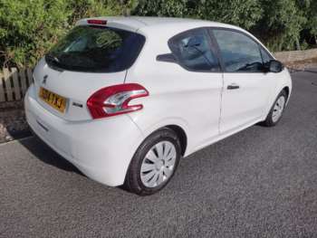 Used Peugeot 208 2014 for sale - 74157573: Photo
